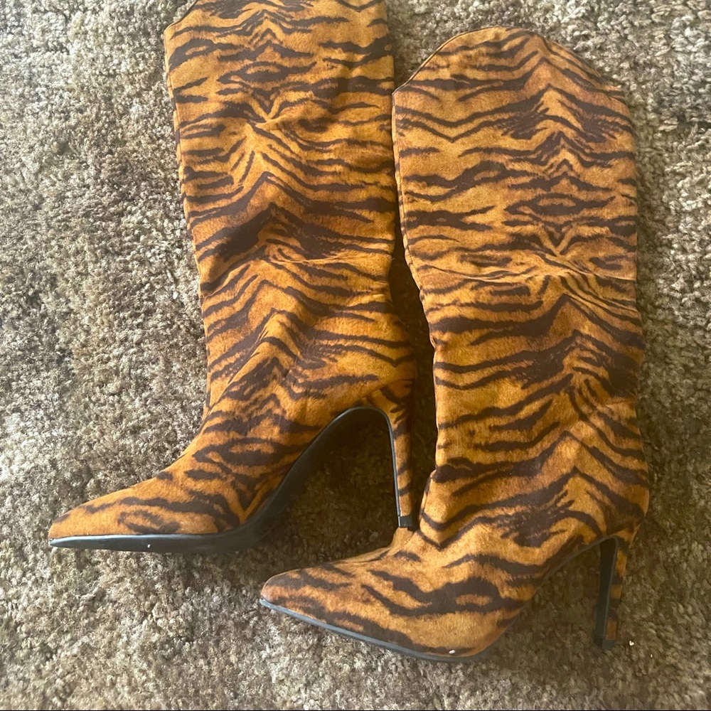 got these from dsw never worn only to try on